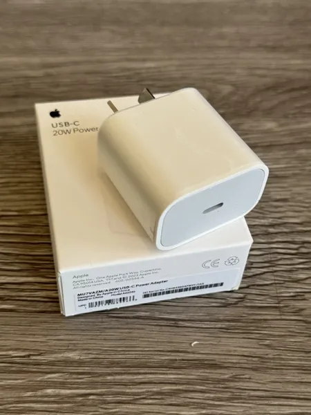 CABEZAL 20W APPLE TIPO C